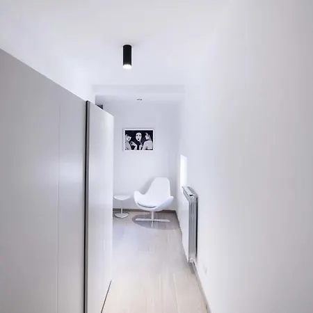 Marchouse Apartment